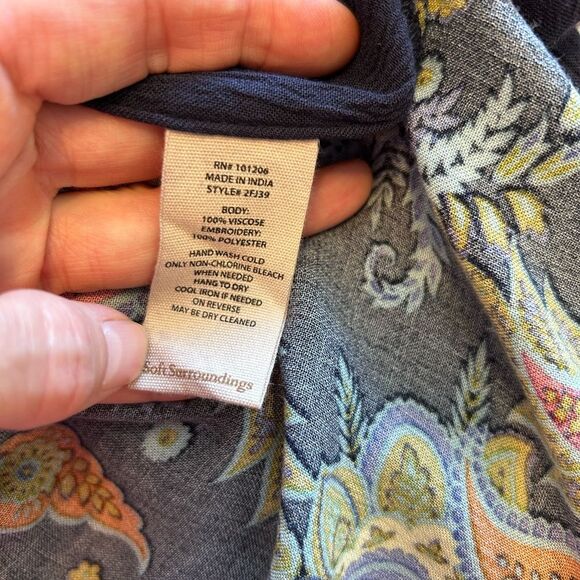 Soft Surroundings Blue Floral Tunic Top Embroidered Button Down Mix Media Small - Picture 8 of 9